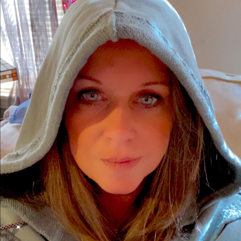 Meet your Posher, Lynn